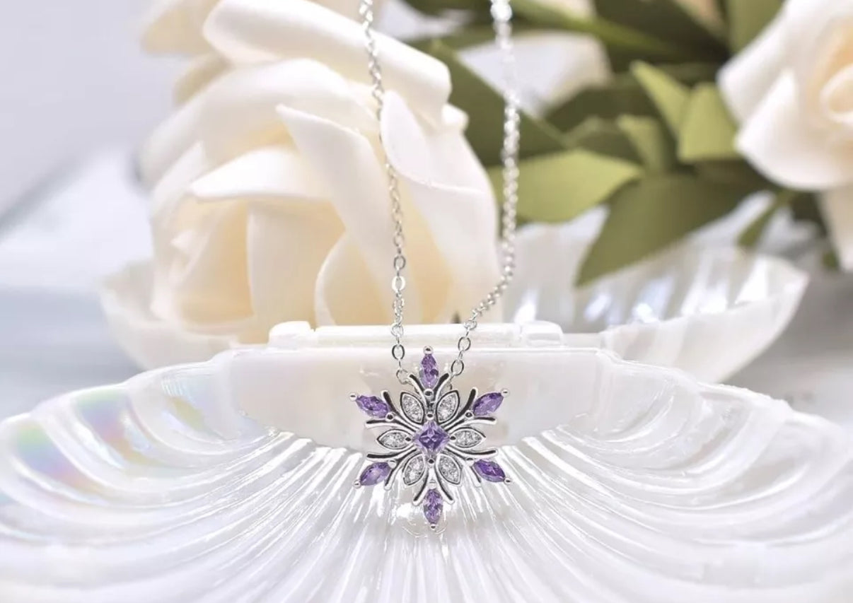 Snowflake necklace