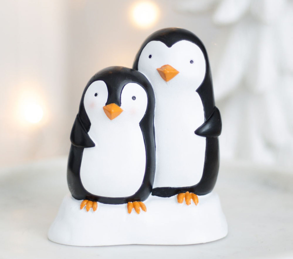 Penguin 🐧 resin ornament